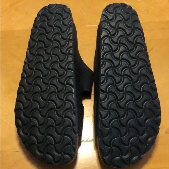 *SOLD* Birkenstock Arizona Birko-Flor Sandals - Picture 5 of 6